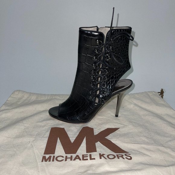 MICHAEL KORS (NEW!) leather heels - Picture 6 of 10
